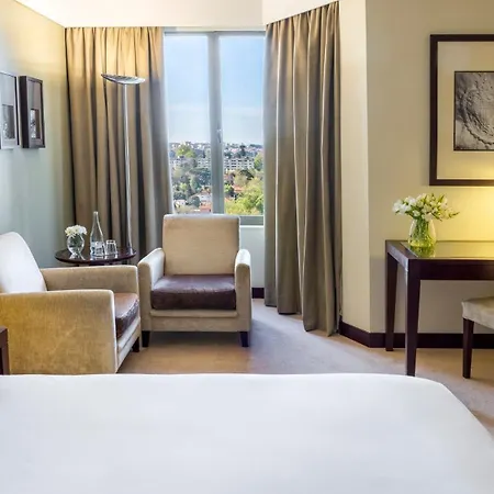 Crowne Plaza By Ihg Hotel Porto