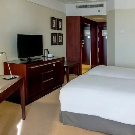 Crowne Plaza By Ihg Hotel Oporto