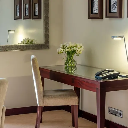 Crowne Plaza By Ihg 5* Oporto