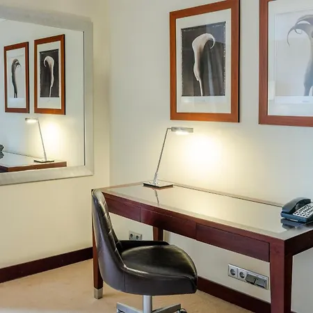 Crowne Plaza By Ihg 5* Oporto